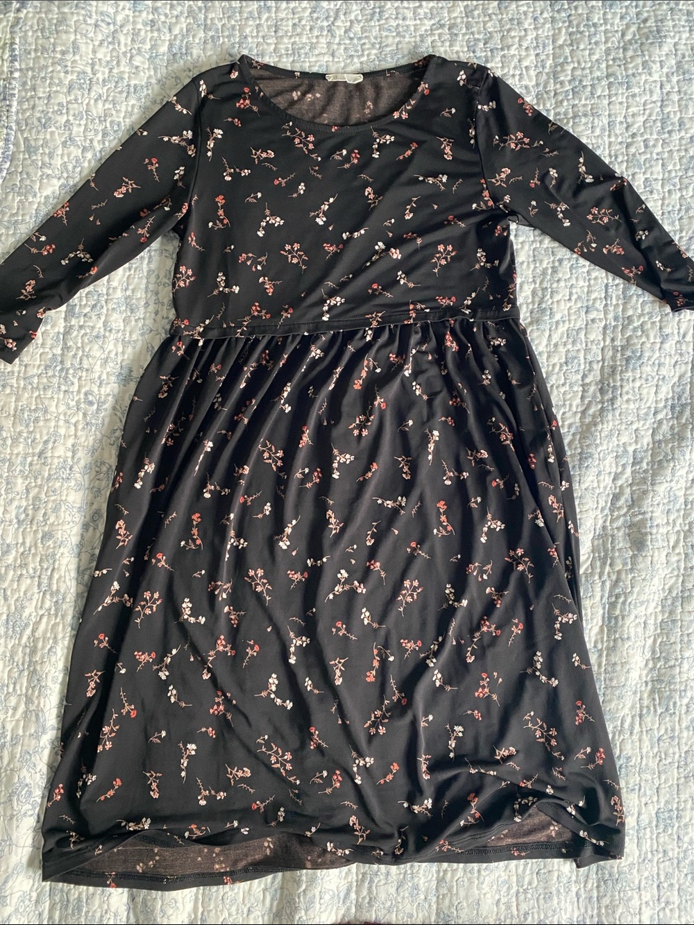 Women’s Black Floral Long Sleeve Dress
